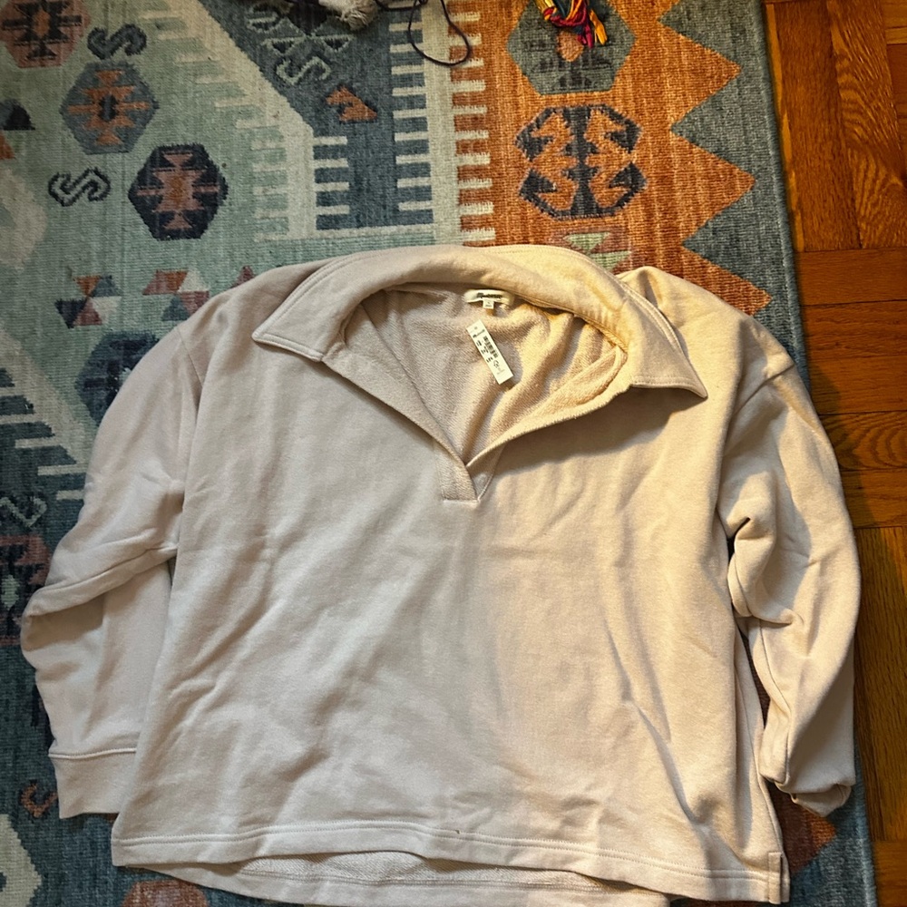 Madewell Cream V-Neck Sweater Soft Casual Style